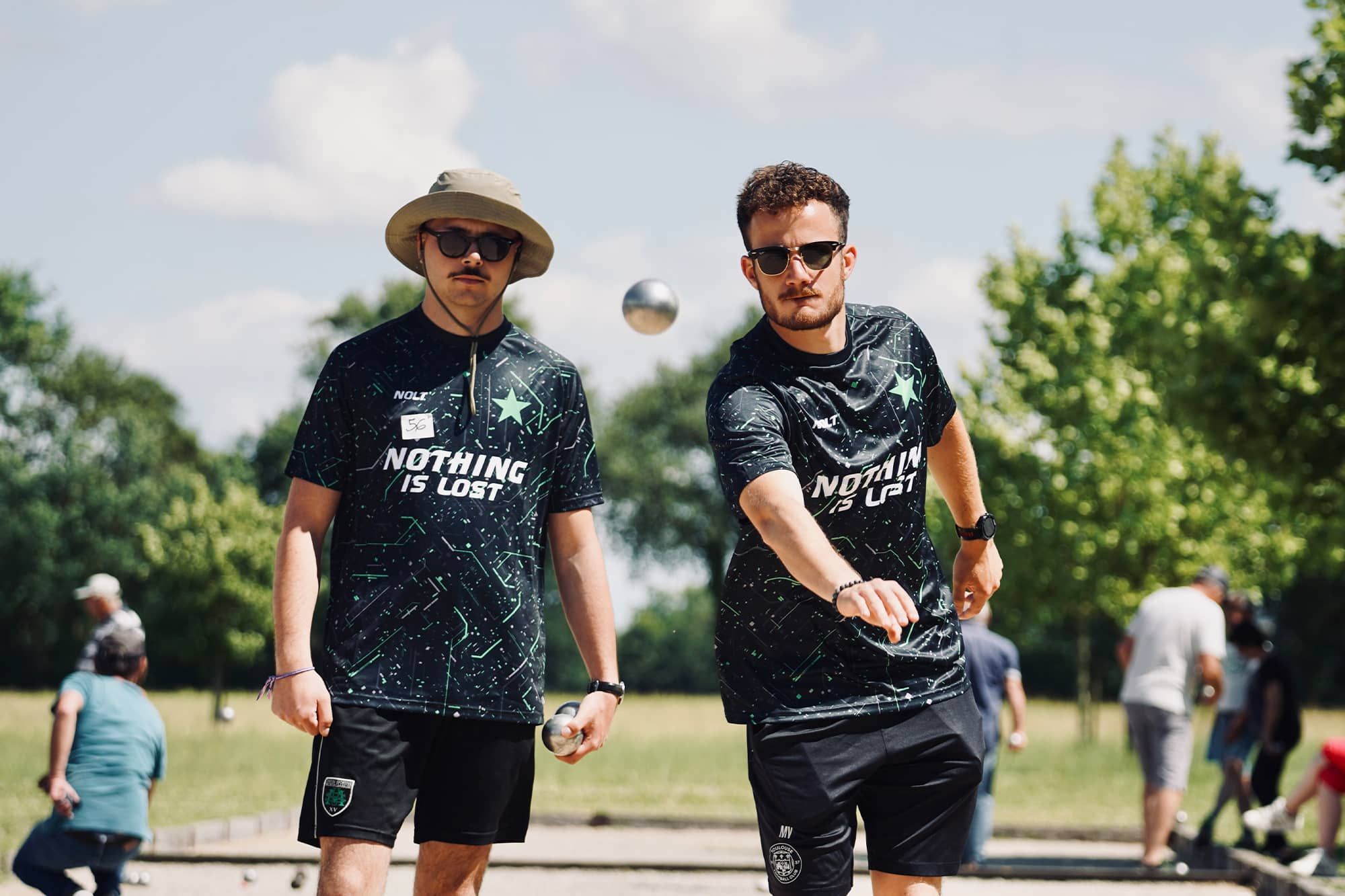 vytvoř si sportovní dres na míru